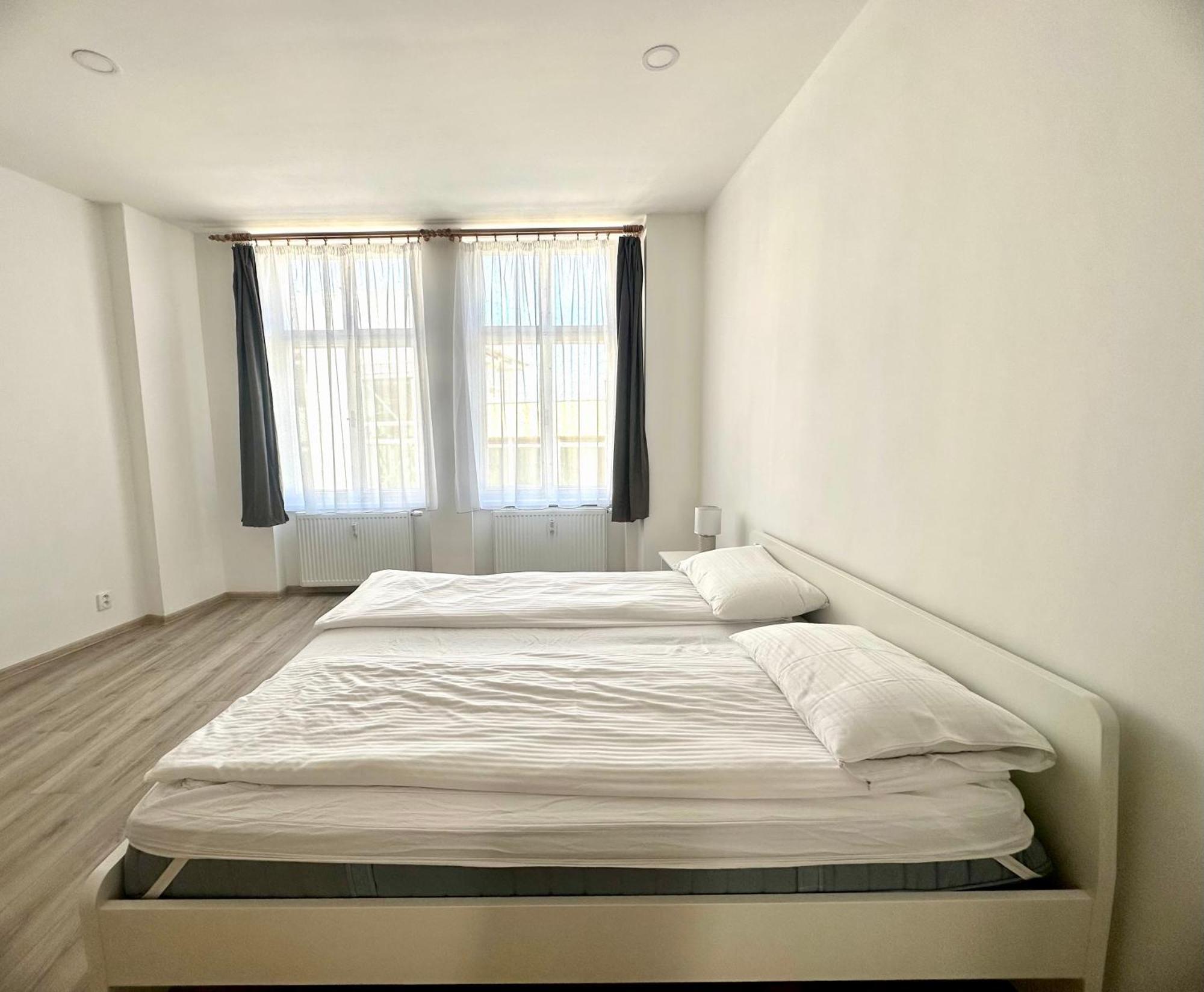 Apartment Th Karlovy Vary Habitación foto